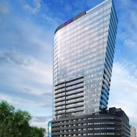 Hanza Tower Luxury Sauna Jacuzi Pool *